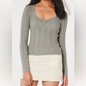 Hollister ‼️NWT‼️ Women’s Sweater